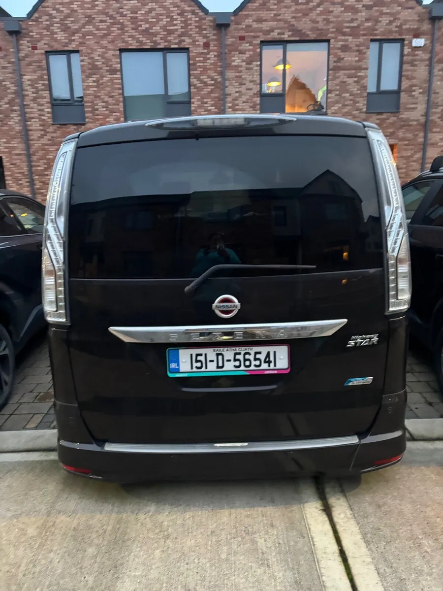 Nissan Serena 2015 - Image 4