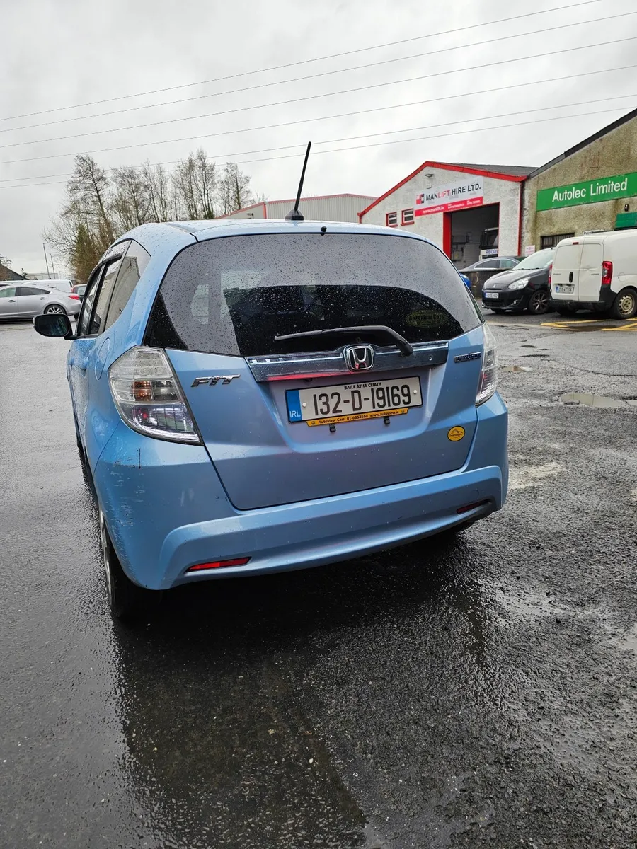 Honda Fit 2013 Automatic 1.4 Petrol - Image 4