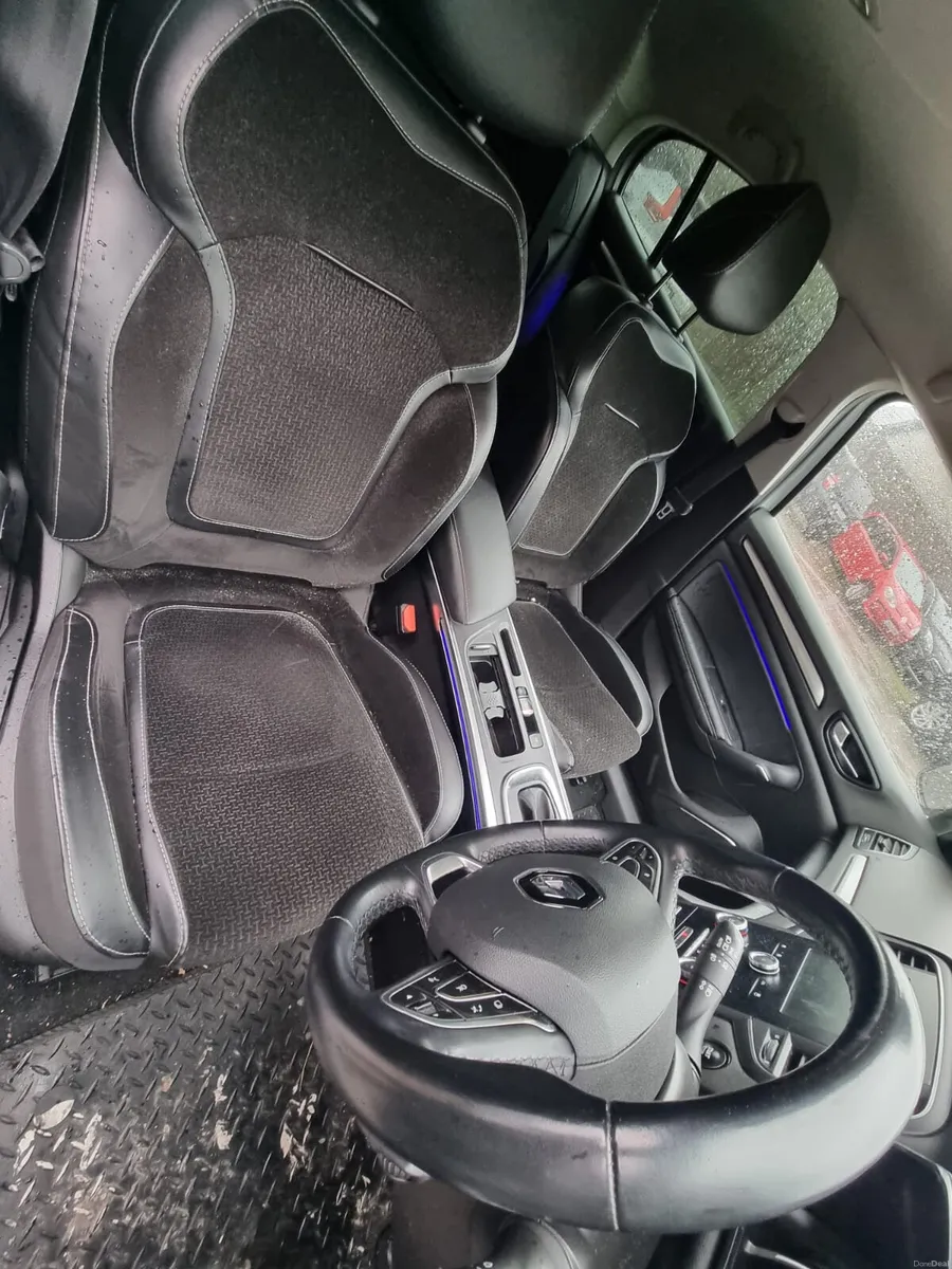 Renault Megane 2017 diesel automatic €8990 - Image 2