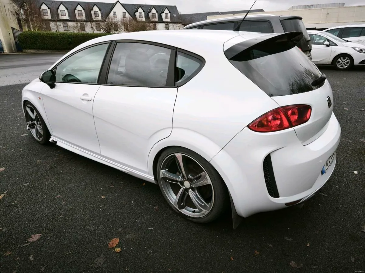 Seat Leon 2011 1.6tdi - Image 3