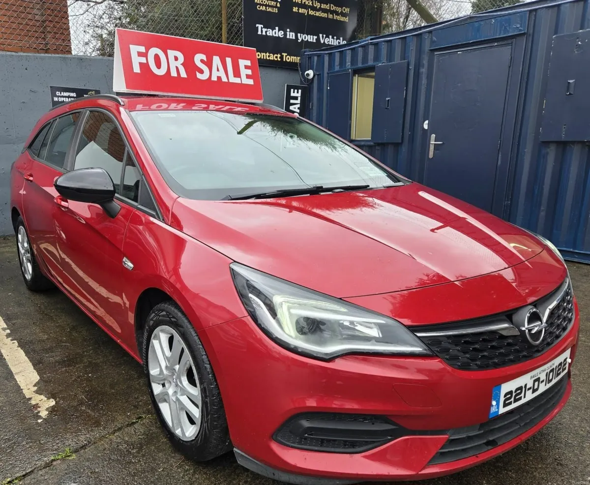 Opel Astra 2022 - Image 1