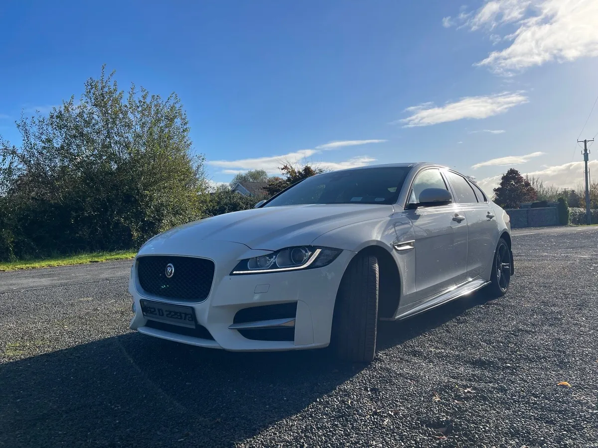 JAGUAR XF 2.0 r-Sport - Image 2