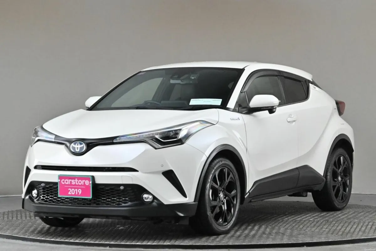Toyota C-HR 1.8 HYBRID **HALF LEATHER**REVERSE CAM - Image 3