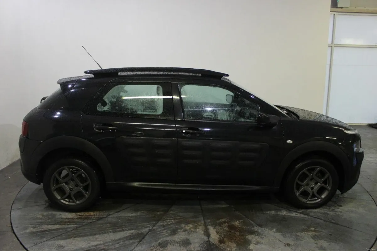 Citroen C4 Cactus 1.6 BlueHDi 100 Feel - TENDER 9 - Image 4
