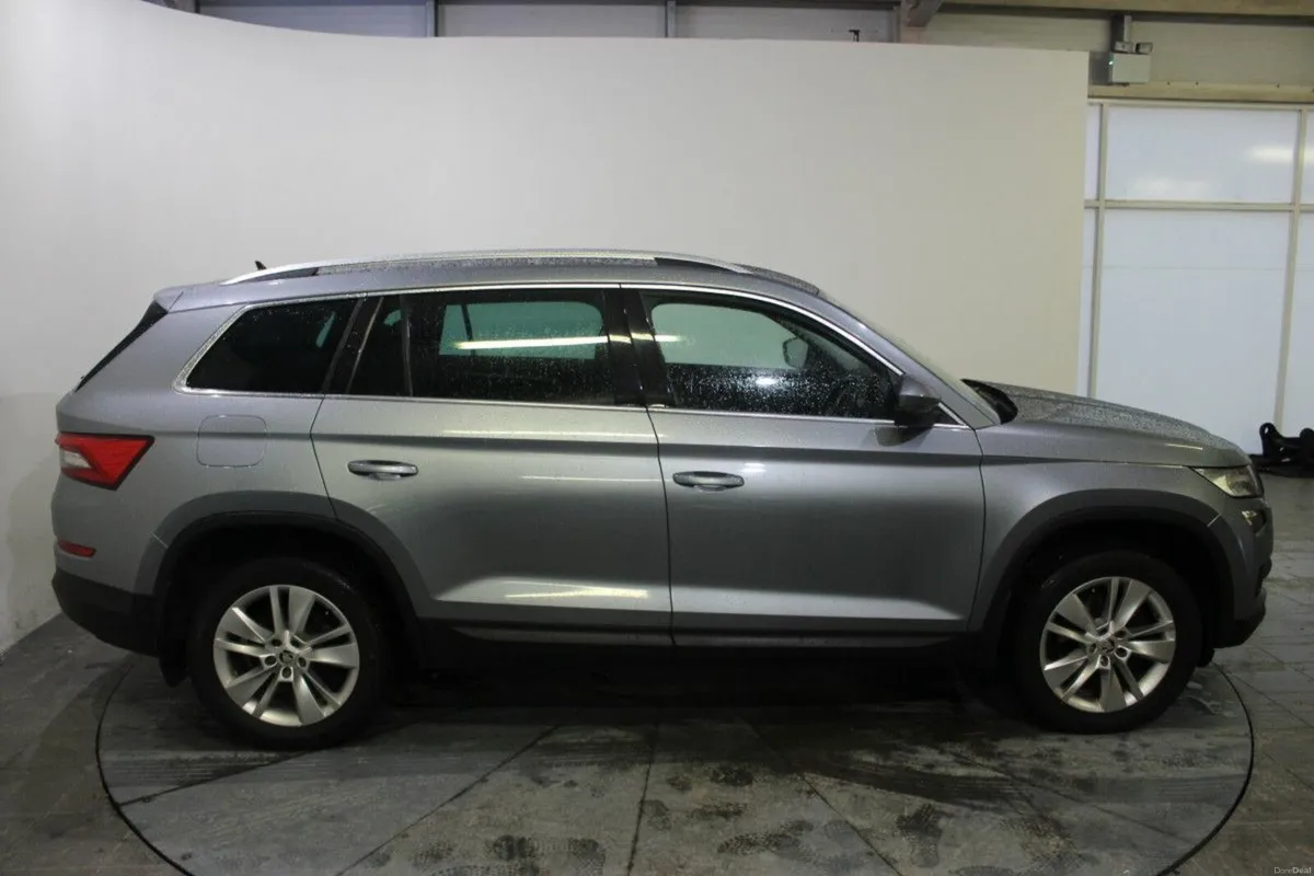 Skoda Kodiaq 2.0 TDI 150HP DSG Ambition 7 Seat - T - Image 2