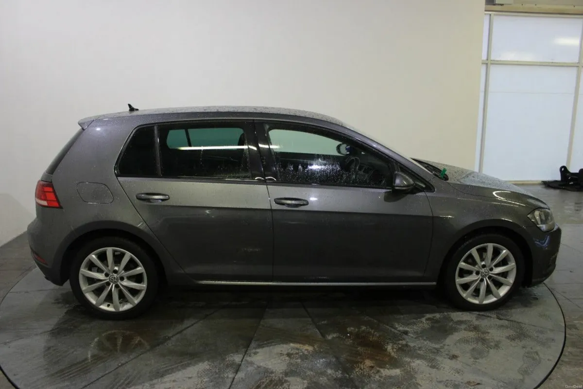 Volkswagen Golf 1.6 TDI 5DR 115HP Highline- TENDER - Image 3