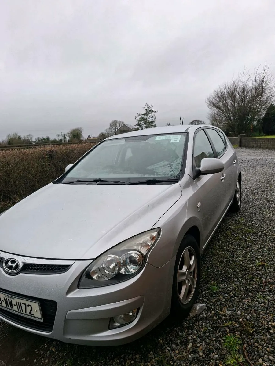 HYUNDAI I30 2009 LOW MILES 1.6 DIESEL - Image 2