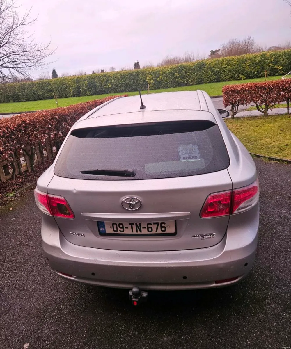 Toyota avensis - Image 4