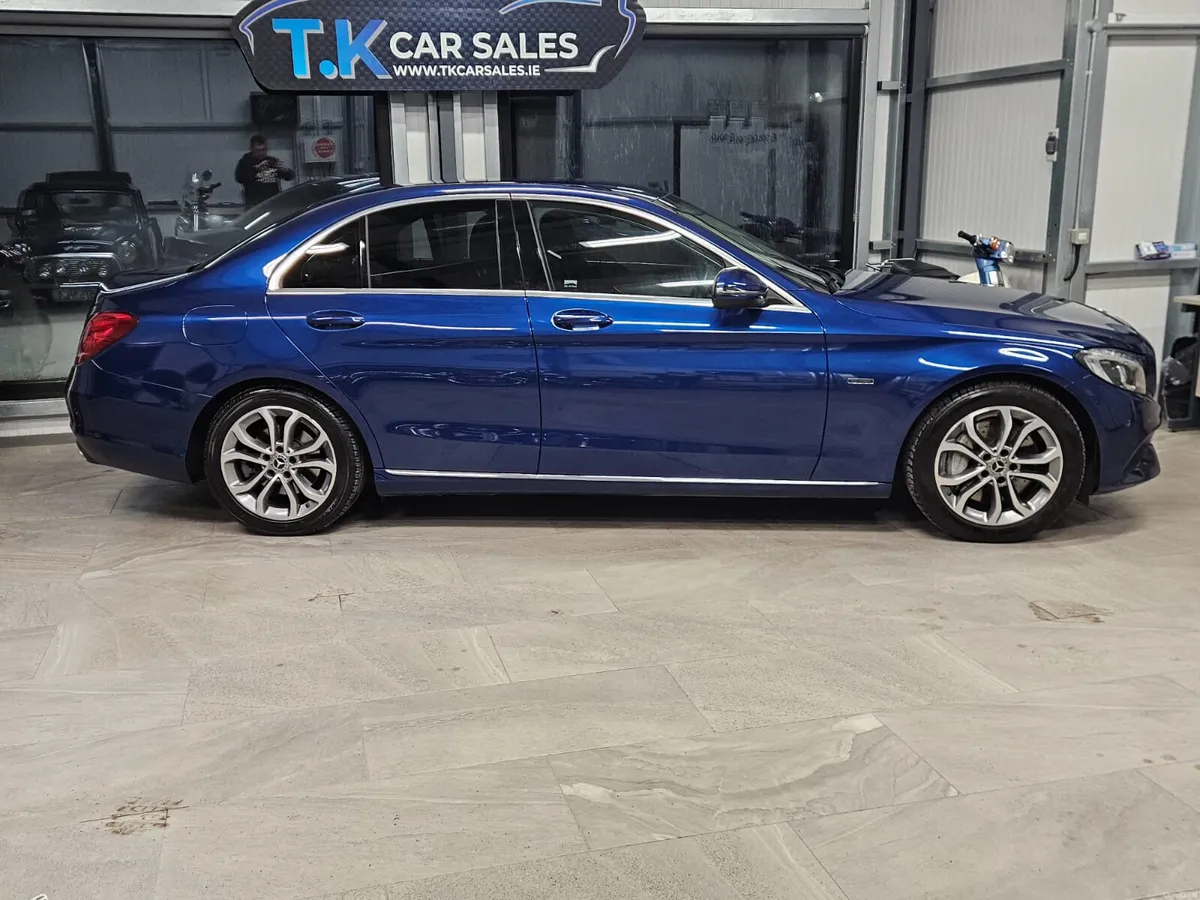 18 MERCEDES BENZ C CLASS 350 E PLUG IN HYBRID - Image 4