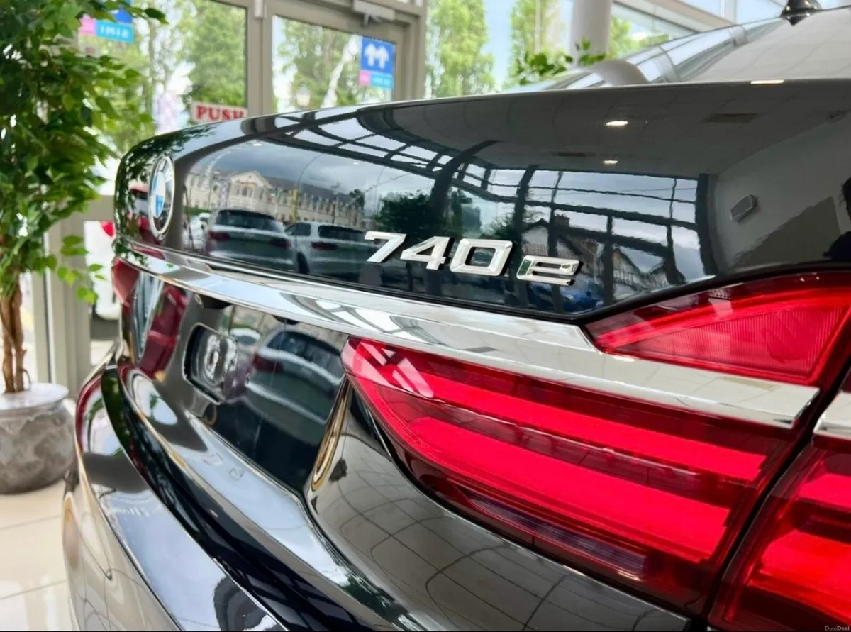 BMW 740E | HUGE SPEC |Rare Brown whiskey interior - Image 3