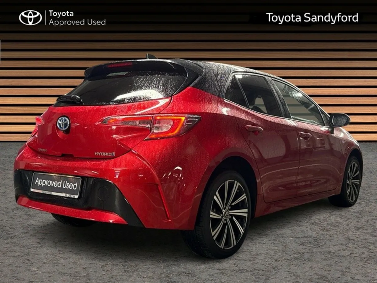 Toyota Corolla LUNA SPORT HATCHBACK // AIR CON // - Image 2