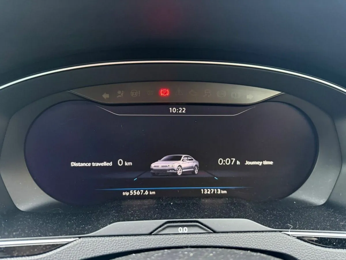 Volkswagen Passat 2.0TDI HIGHLINE *JUST IN* €75 PE - Image 2