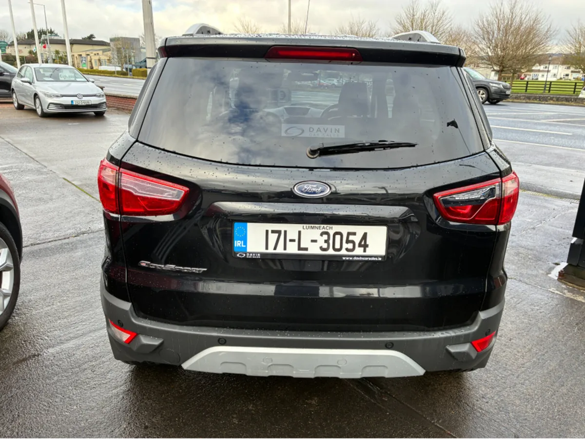 Ford EcoSport TITANIUM 1.5 TDCI 95PS M5 4DR - Image 4