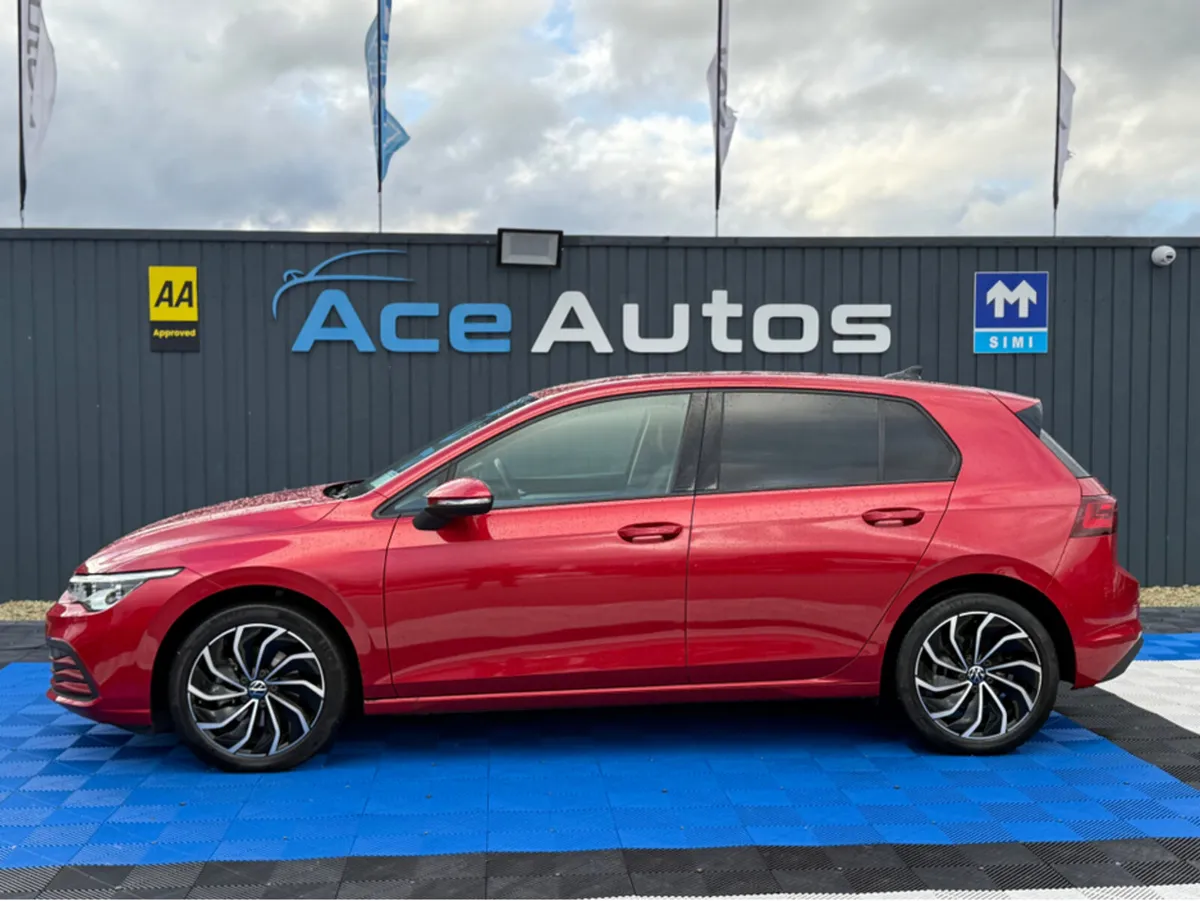 Volkswagen Golf ACTIVE - 2.0L DIESEL - AUTO - 12M - Image 4