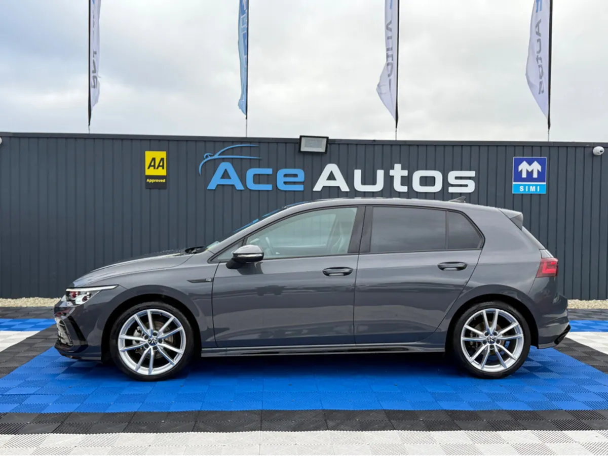 Volkswagen Golf **DEPOSIT TAKEN** R-LINE - 2.0L DI - Image 4