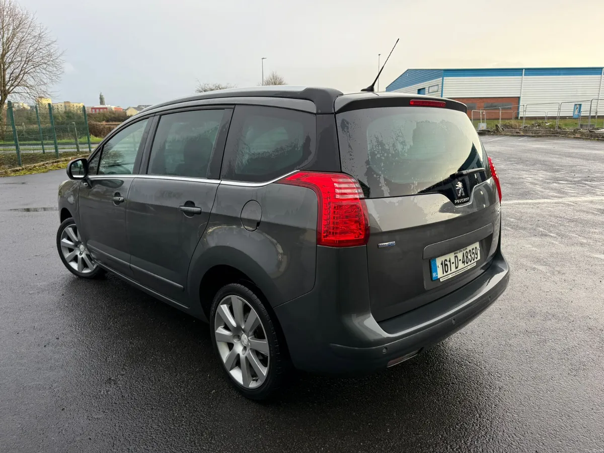 2016 Peugeot 5008 1.6  Blue Hdi 120 Allure - Image 3