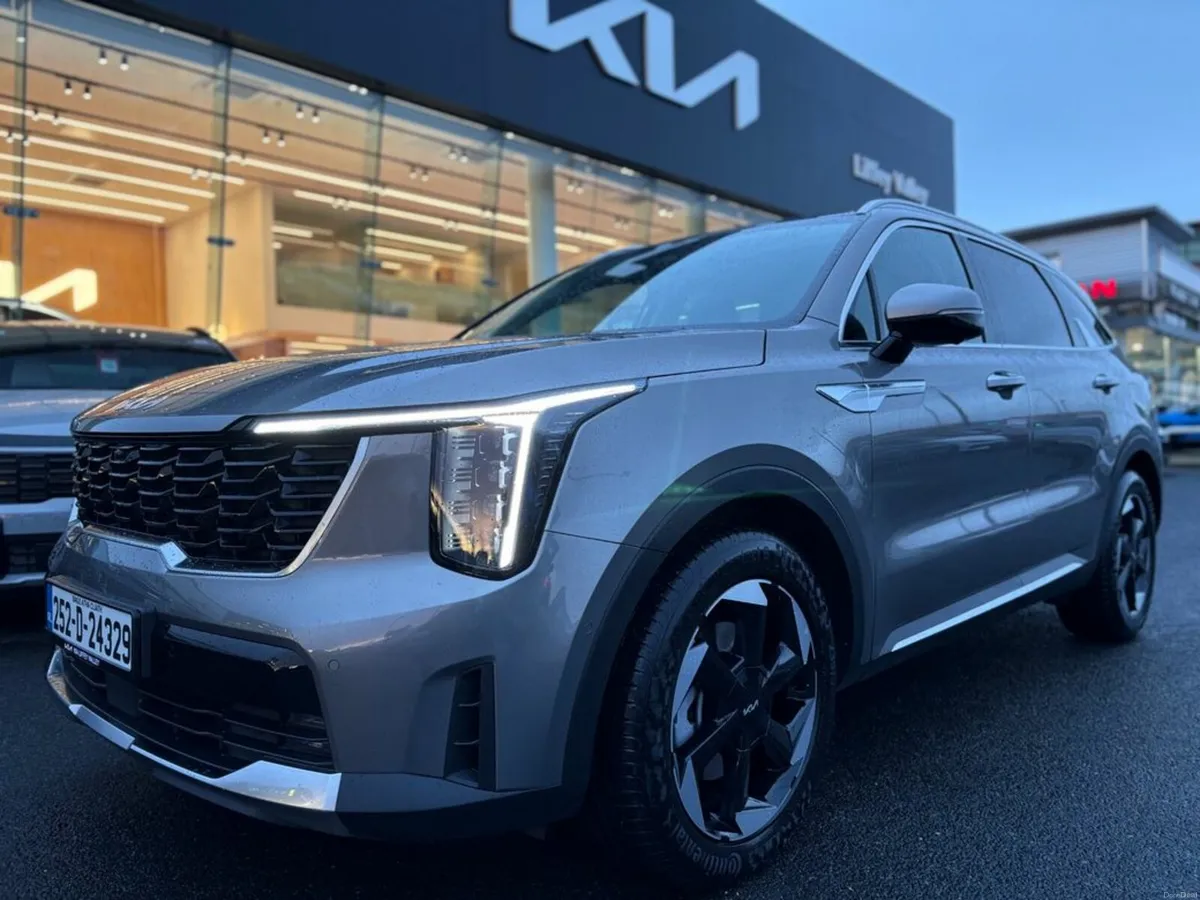 Kia Sorento 1.6 Plug In Hybrid (7 Seats) - Image 1