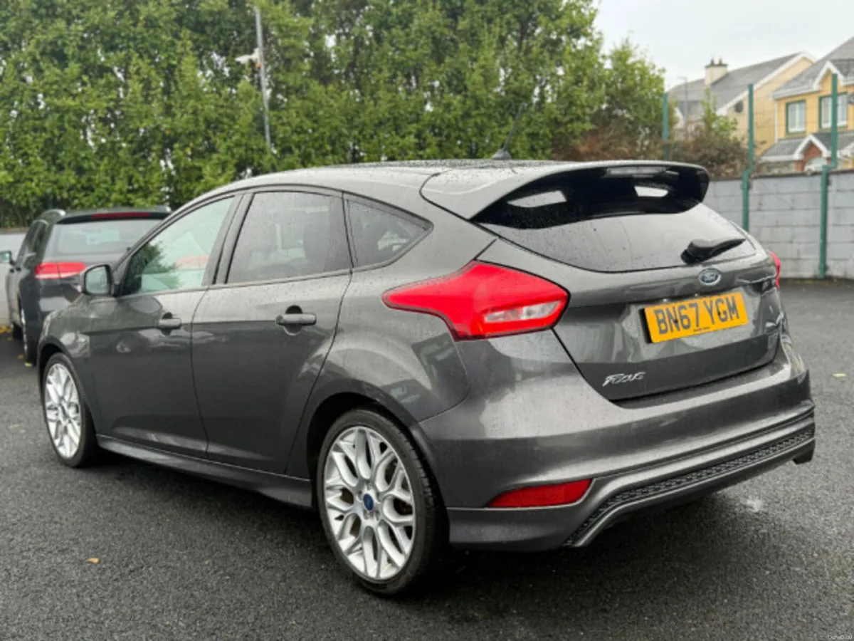 Ford Focus ST-LINE TDCI - Image 4