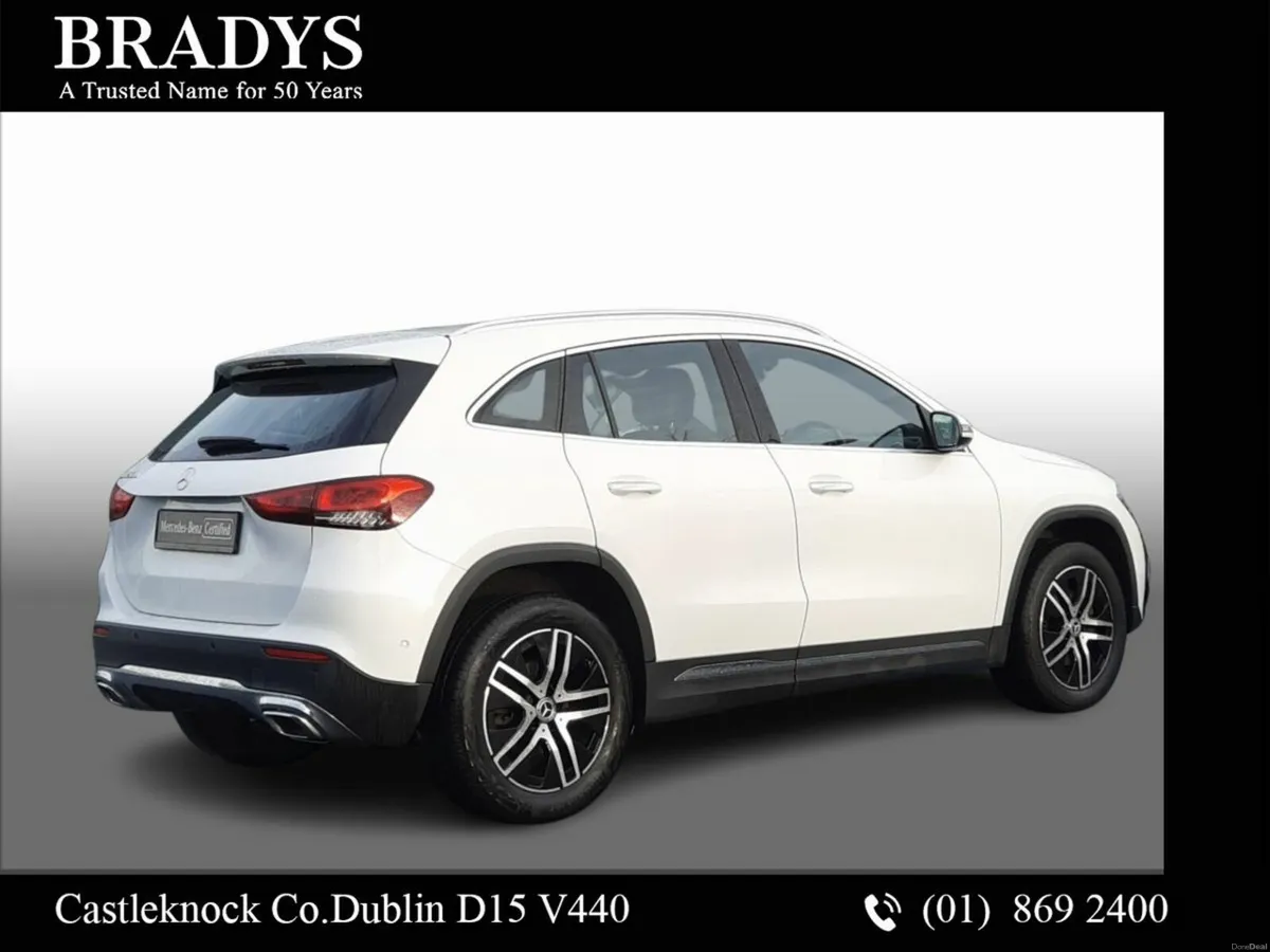 Mercedes-Benz GLA GLA 200d  Premium Package--1 Own - Image 3