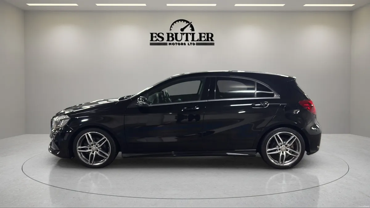 2016 Mercedes-Benz A180 1.6L AUTO AMG PREMIUM PLUS - Image 2