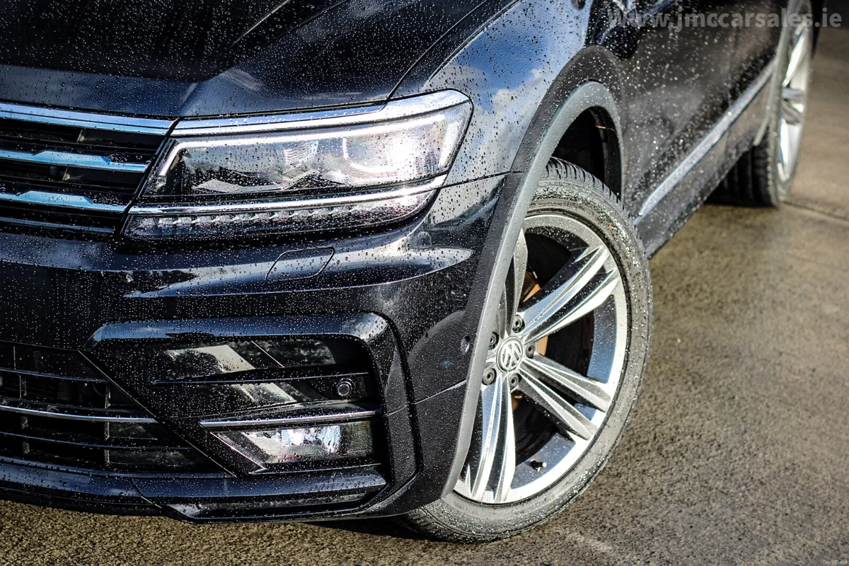 211 VOLKSWAGEN TIGUAN R-LINE ALLSPACE - Image 4