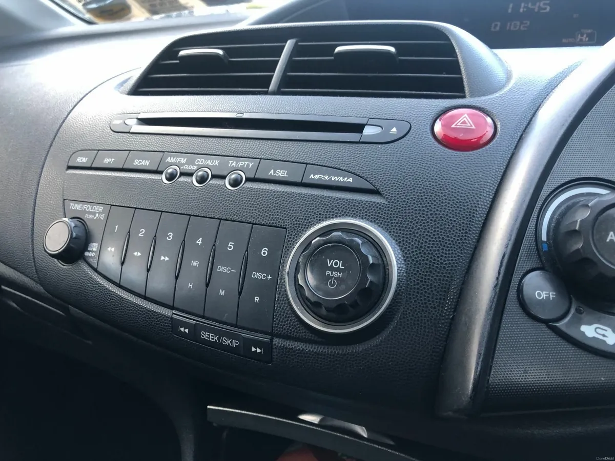 Honda Civic 2010 - Image 4