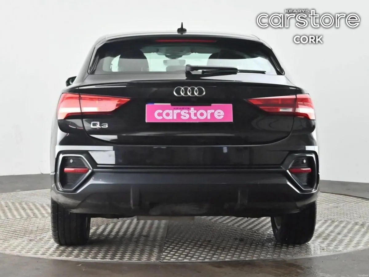 Audi Q3 35 TDI 150HP S Tronic SE - Image 4