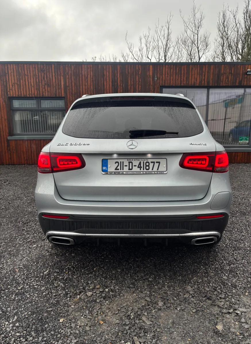 Mercedes-Benz GLC 2021 - Image 3