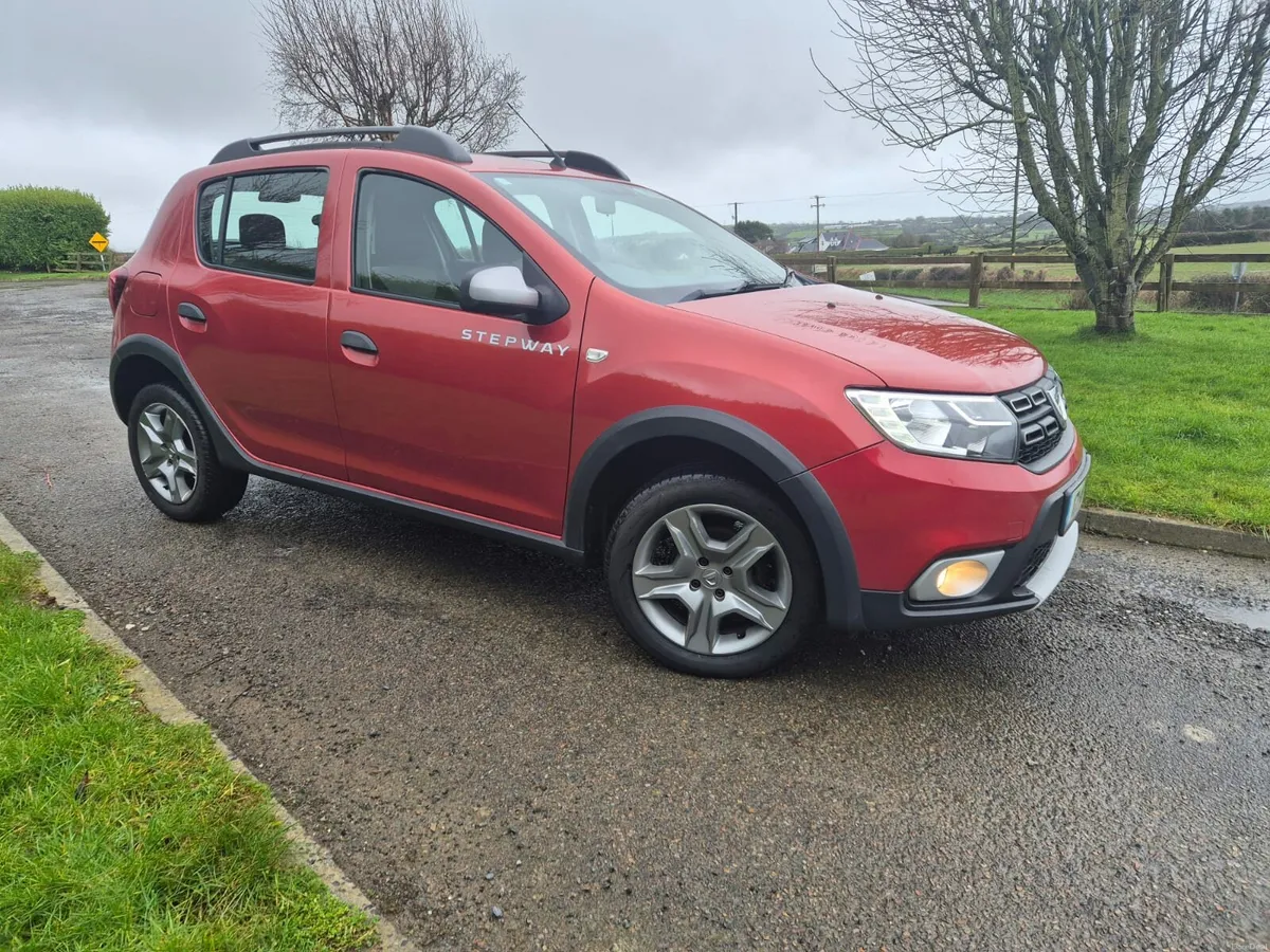 171 Dacia Sandero Stepway - Image 1