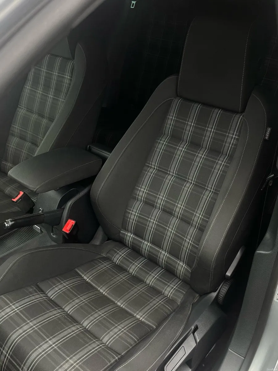 Volkswagen Golf GTD - Image 4
