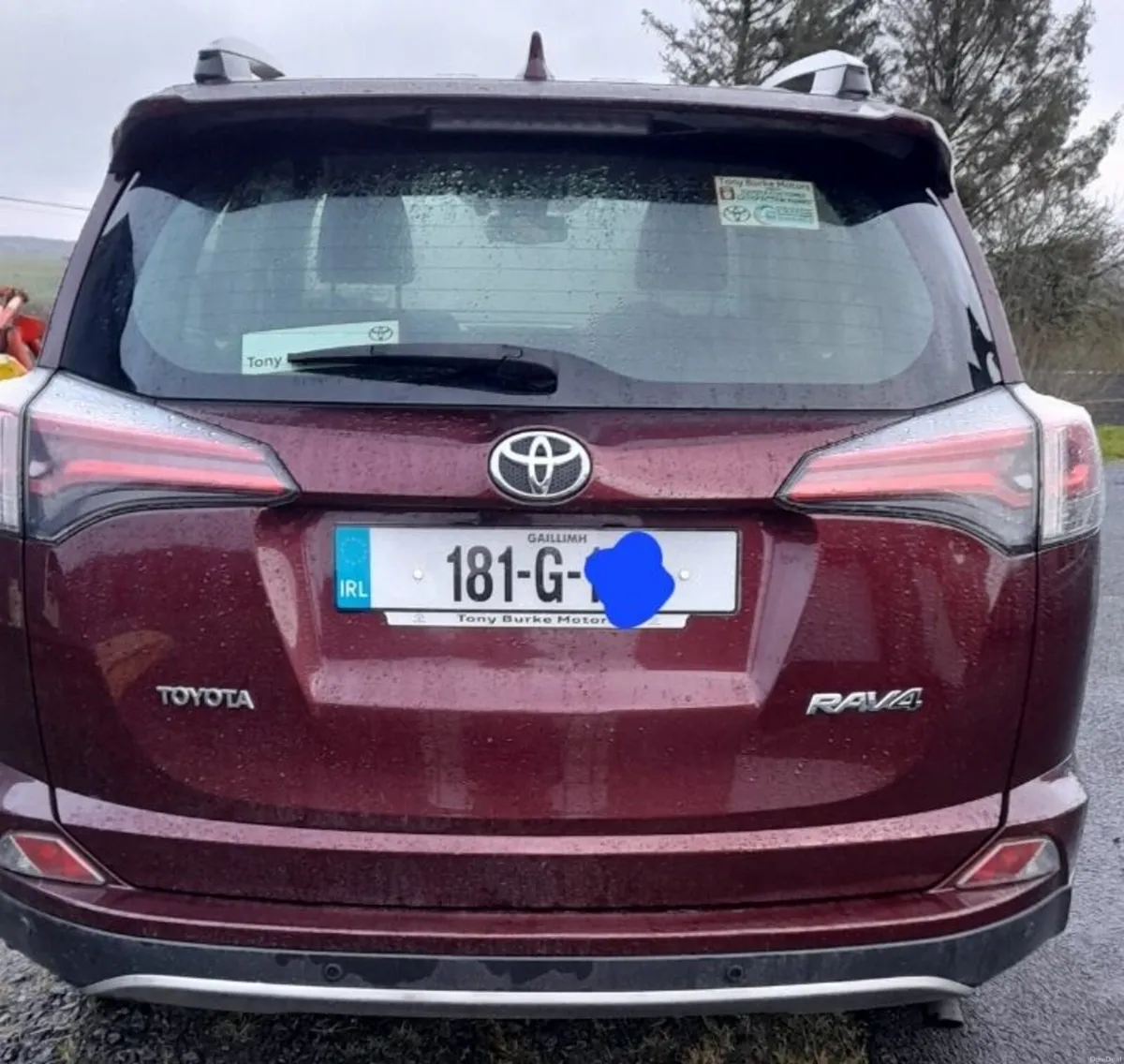 Toyota RAV4 2018 Diesel with full service history - Image 3