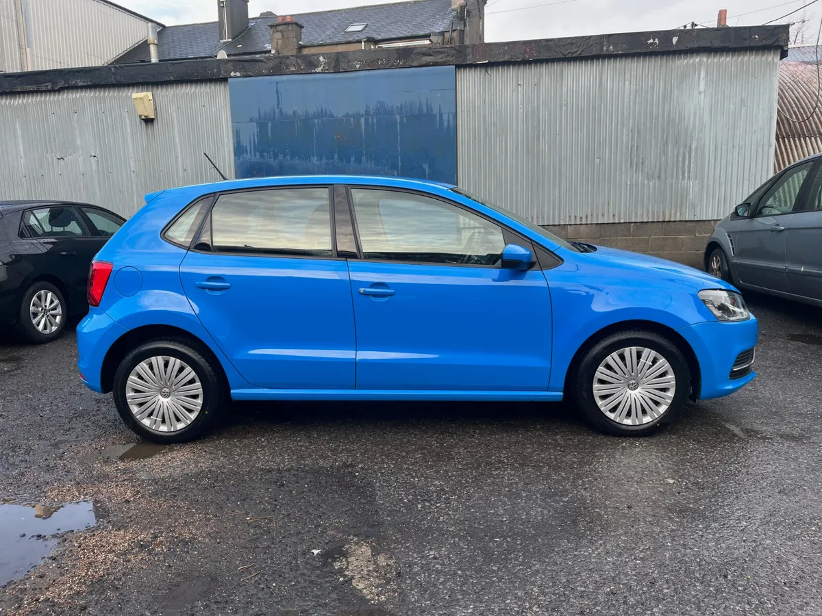 2015 VOLKSWAGEN POLO 12. AUTOMATIC 33,000KLM - Image 2
