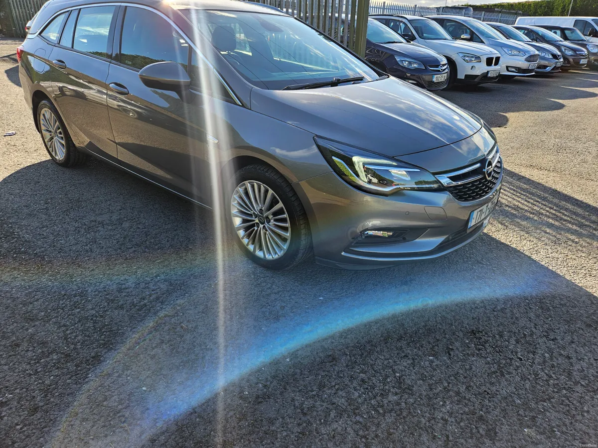Opel Astra 2017 1.6 CDTI ELIETE AUTO TOURING - Image 2