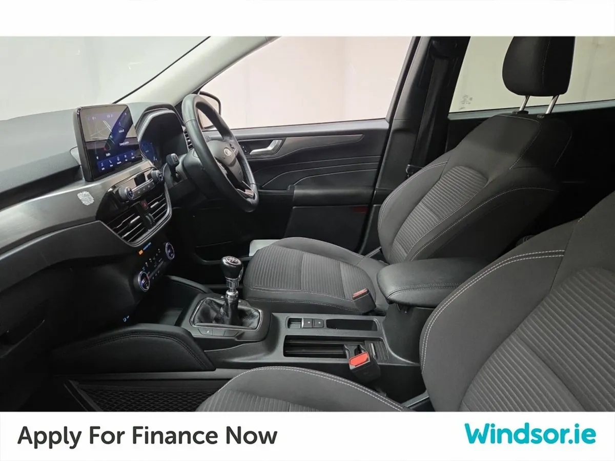 Ford Kuga 1.5 EcoBlue 120PS Titanium - Image 4