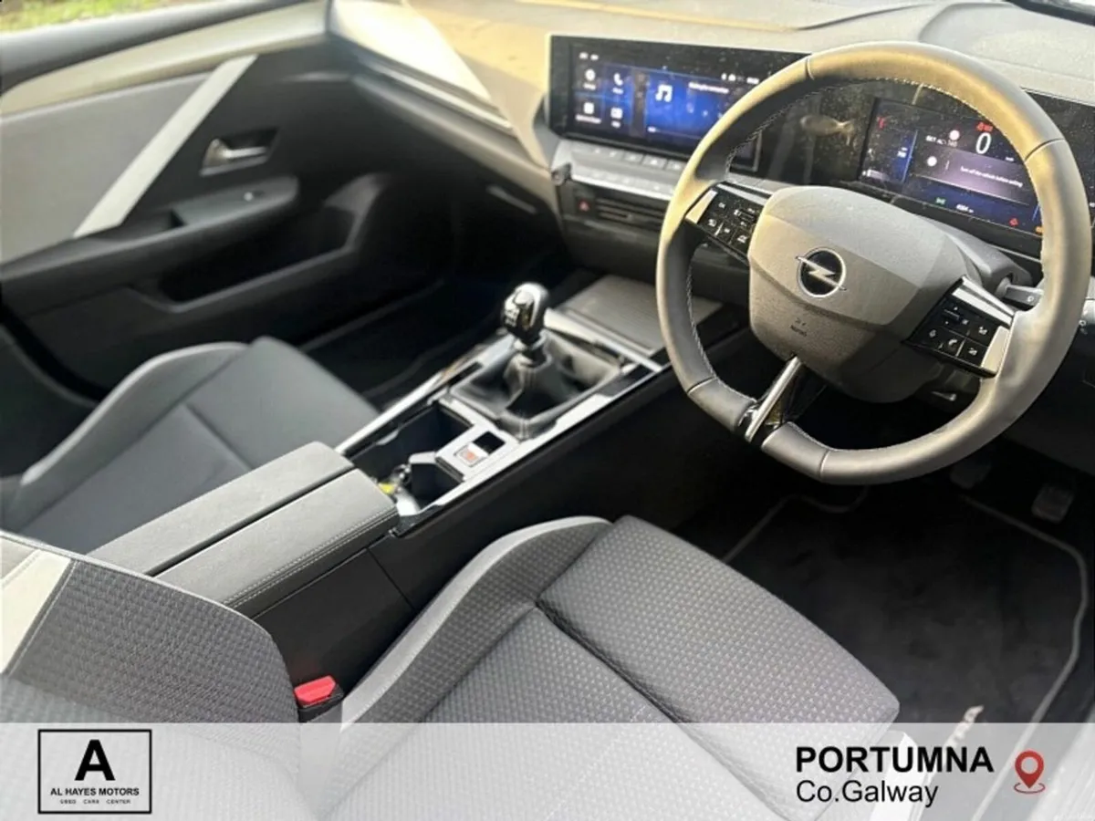 Opel Astra Elegance 1.2 Turbo 110PS Petrol 6 Speed - Image 2