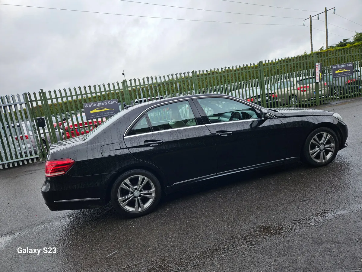 Mercedes-Benz E-Class 2014 2.2 CDI ELEGANCE SPORT - Image 4