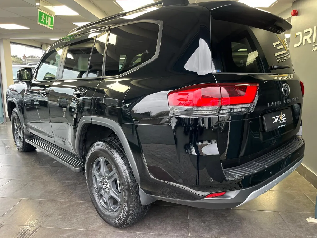 251d Toyota Amazon 3.3 Twin Turbo V6 LC 300 - Image 2