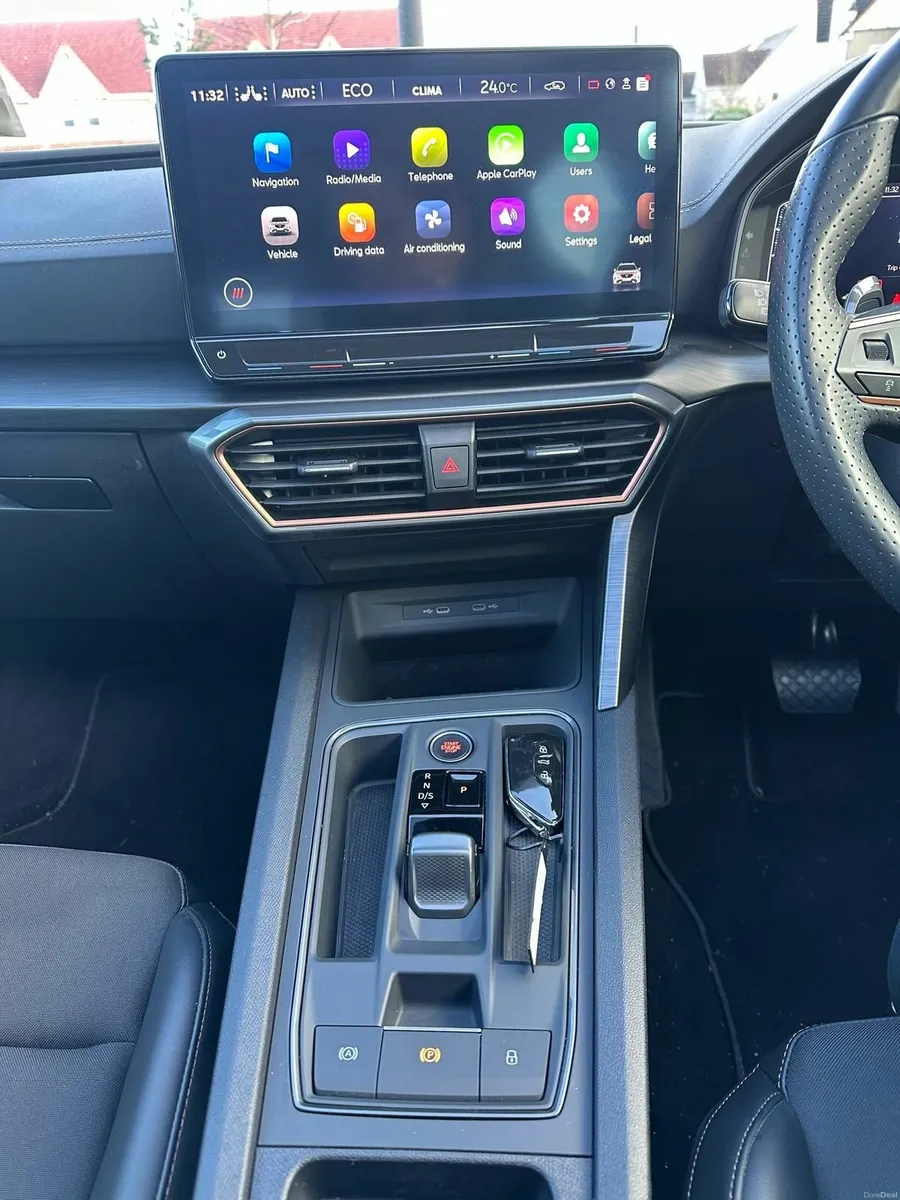 CUPRA Formentor 1.4 TSI eHYBRID 204HP (sunroof) - Image 3