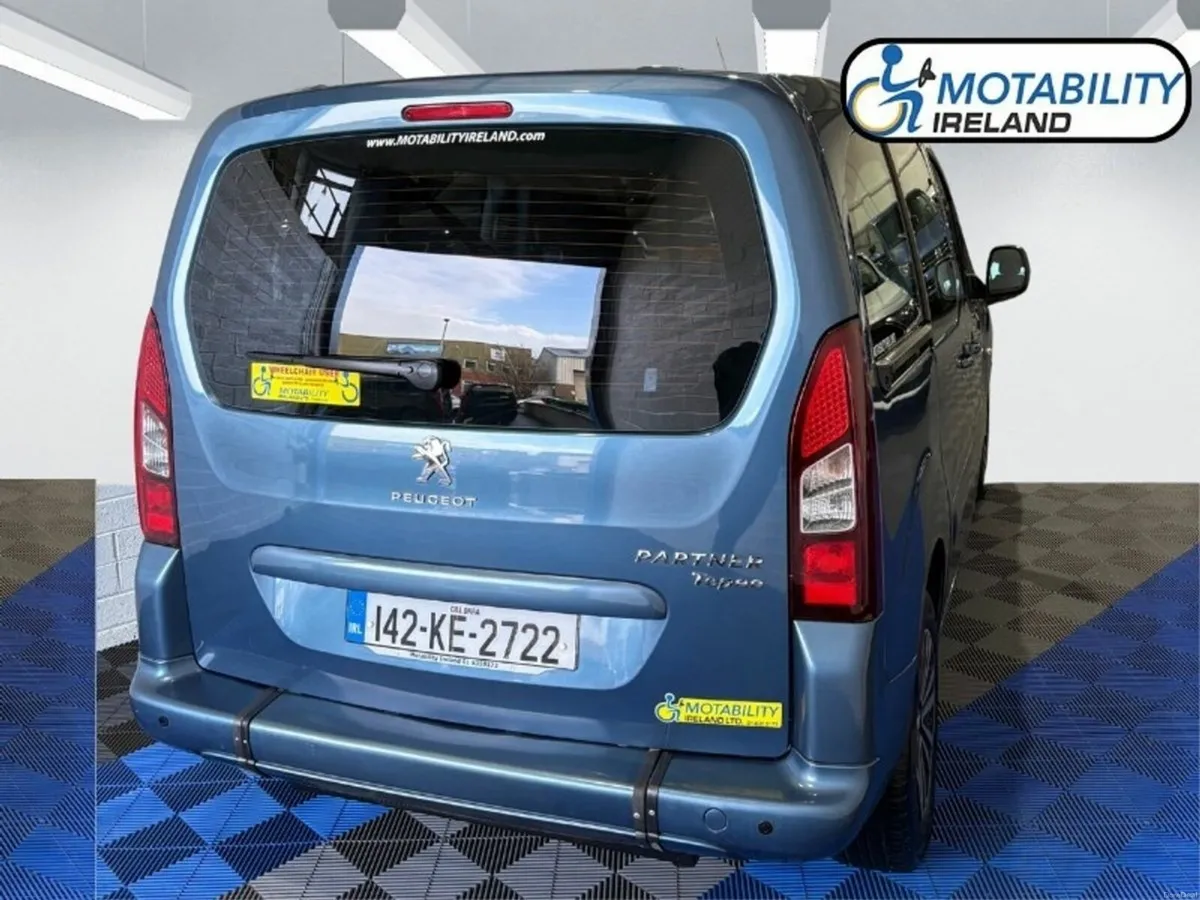 Peugeot Partner Tepee Wheelchair Accessible - Image 2