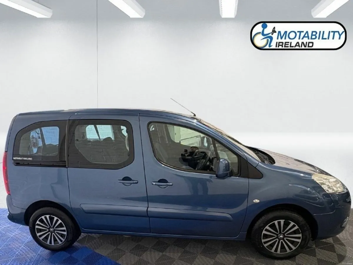 Peugeot Partner Tepee Wheelchair Accessible - Image 3