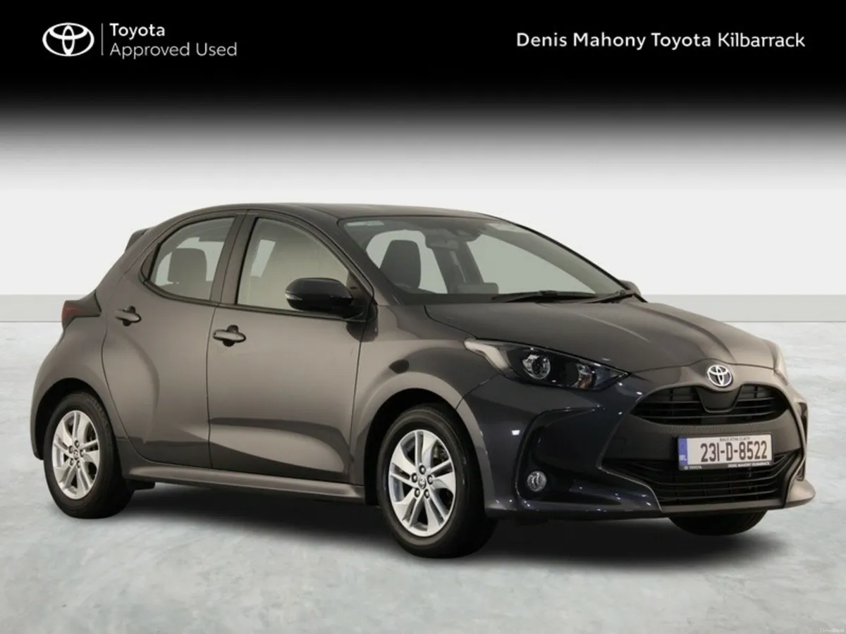 Toyota Yaris 1.5 HYBRID LUNA - Image 1