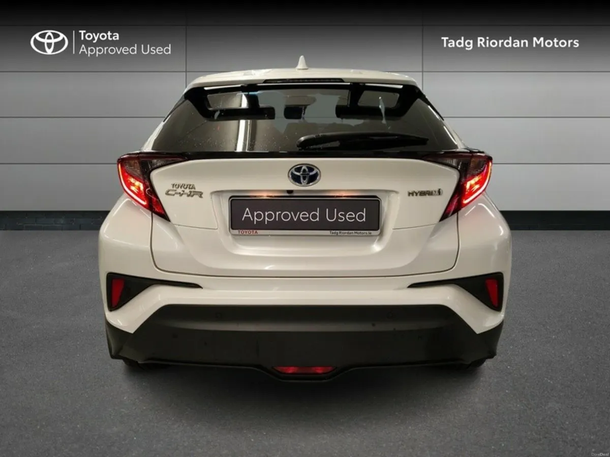 Toyota C-HR HYBRID SPORT - Image 4