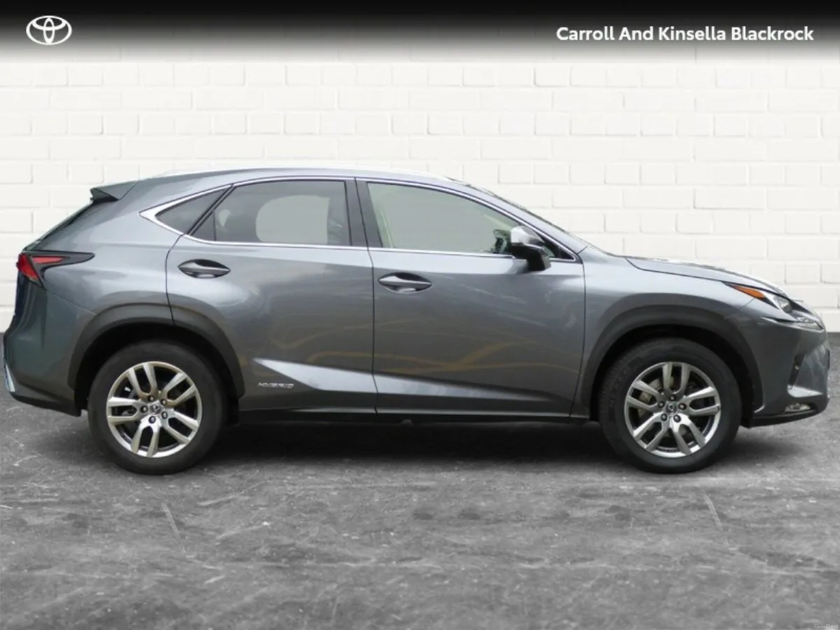 Lexus NX Hybrid Executive FWD - Image 3
