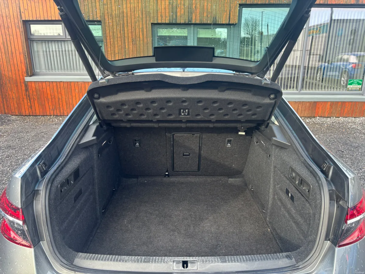 Skoda Superb 2023 - Image 4