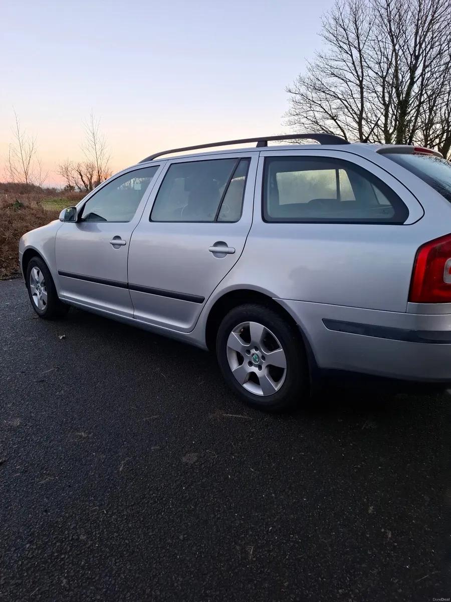 Skoda Octavia 2008 - Image 2