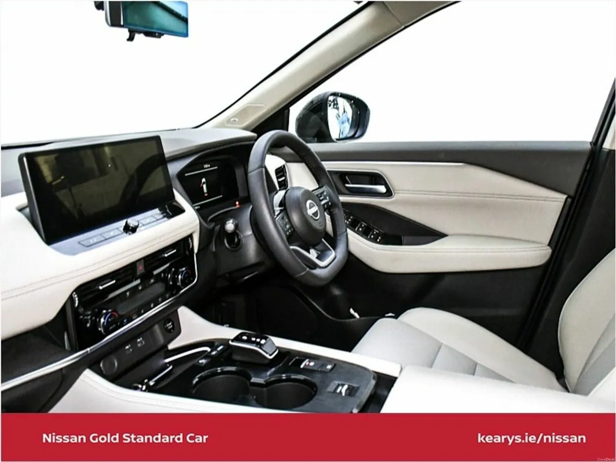Nissan X-Trail ePOWER SVE 5 Seater 2Tone - Image 5