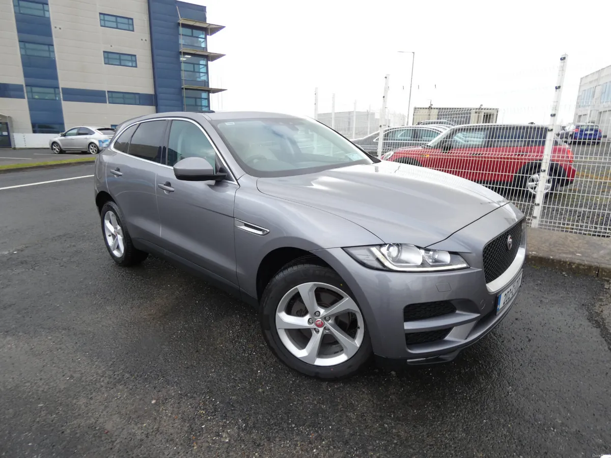 Jaguar F-Pace RWD 2.0 D 180PS Chequered Flag Auto - Image 3