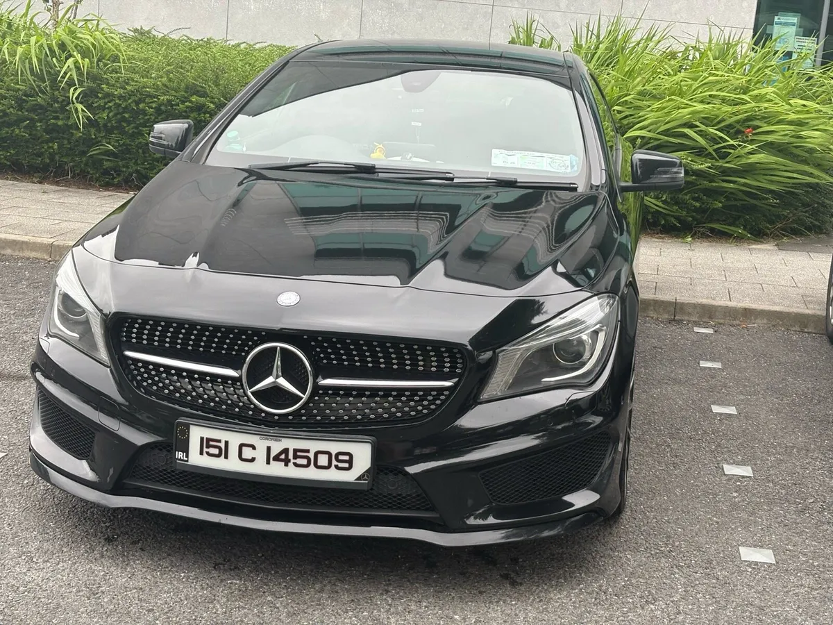 Mercedes-Benz CLA 2.1L 2015 - Image 1