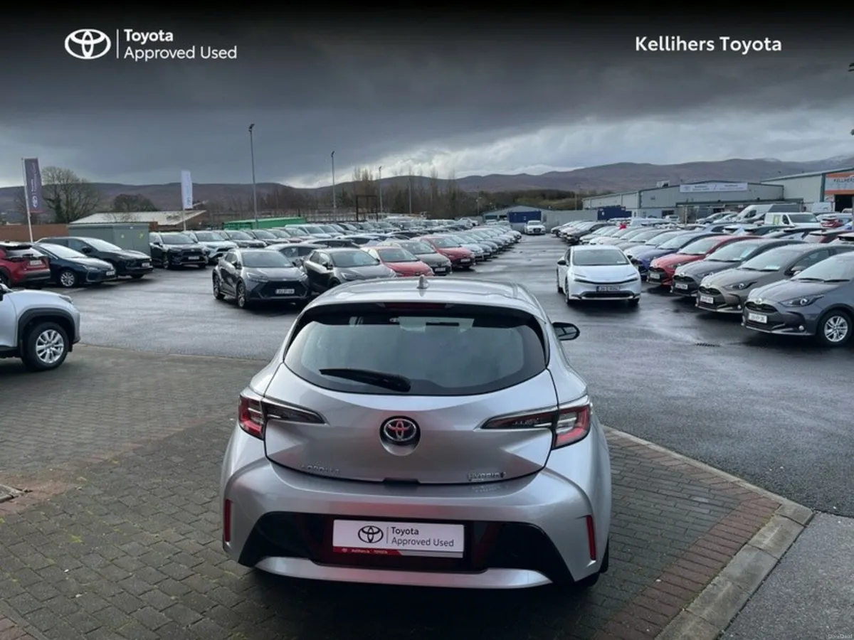 Toyota Corolla COROLLA HYBRID LUNA H/B - Image 4