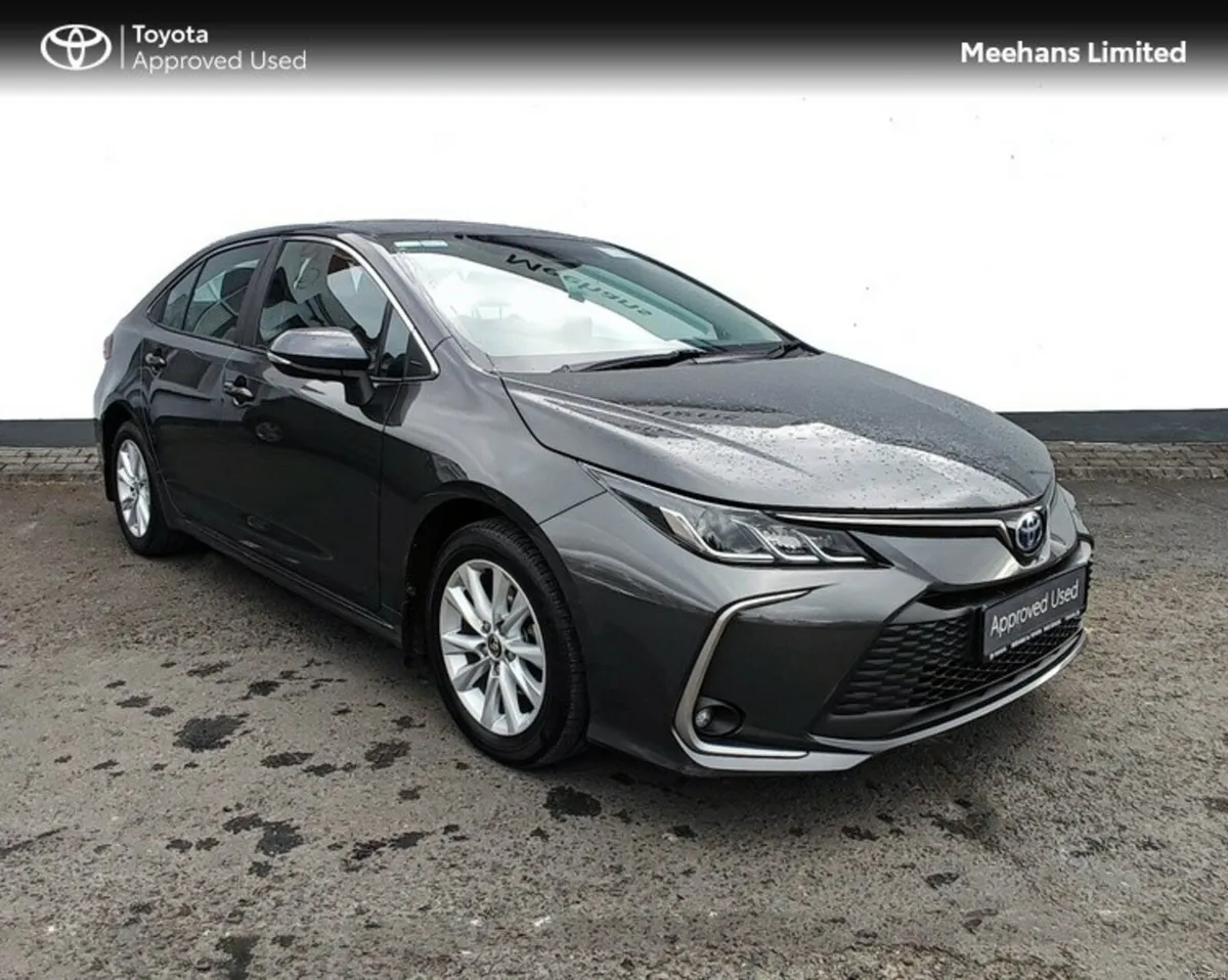 Toyota Corolla COROLLA LUNA SALOON - Image 1